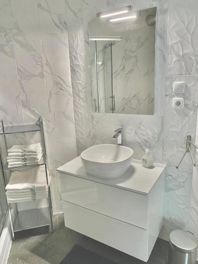 Mirell Apartman Szeged Extérieur photo